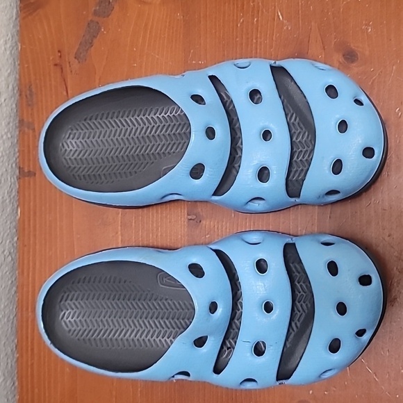 KEEN YOGUI CLOG SLIP ON BLUE AND BLACK MEN'S SANDAL SIZE 11 - Picture 8 of 8